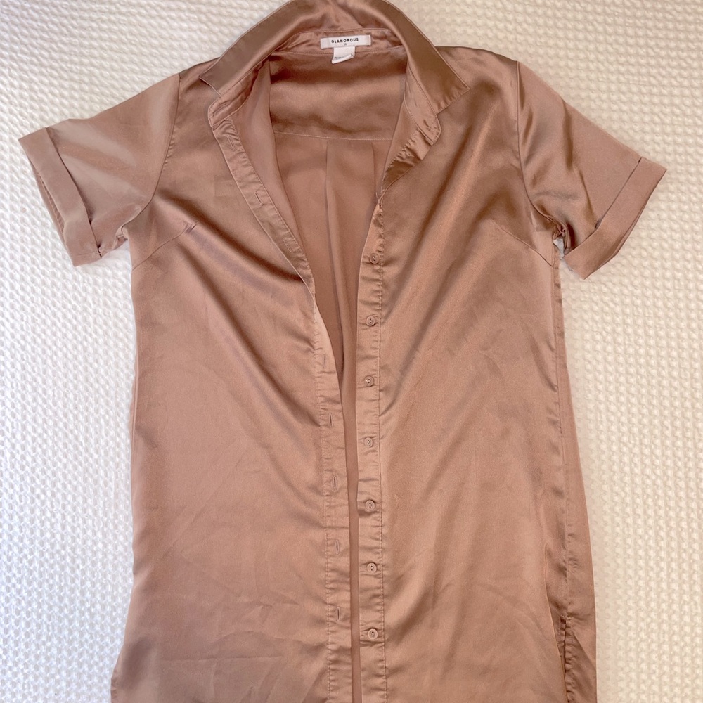 Satin mauve/blush shirt dress 🎀